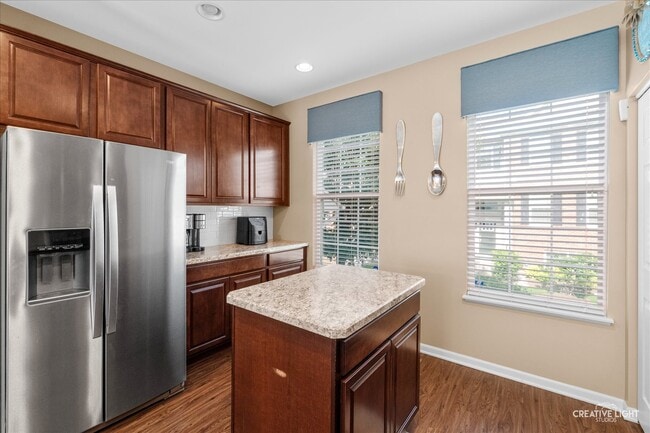 Photo - 263 Lakeshore Dr