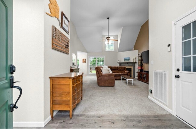 Photo - 1036 Freedom Dr