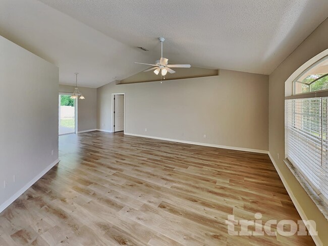 Photo - 2425 Bishop Rd