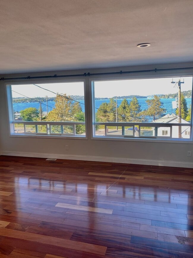 Photo - 3 bed/ 2 bath Two Story House overlooking Lake Washington, $3,175/mo