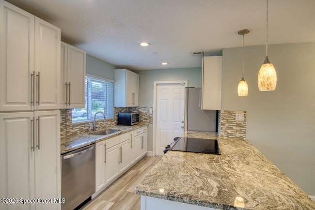 Photo - 341 W Arlington St