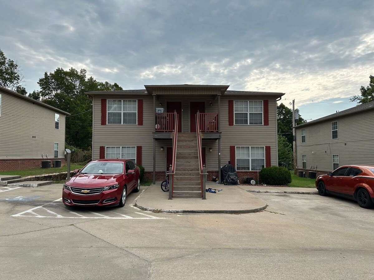 Photo - 1310 N 47th St Unit 201