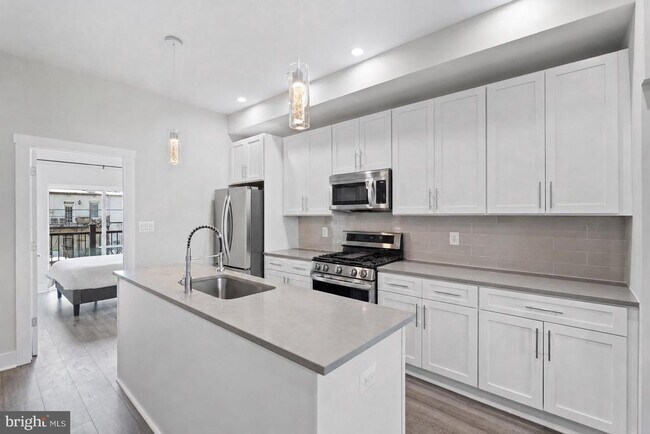 38 Randolph Pl NW Unit PH