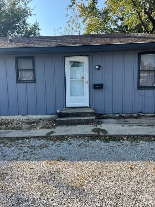 Building Photo - 109 S Illinois Ave Unit 109 S Illinois Rental