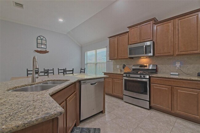 Photo - 4021 Geary St