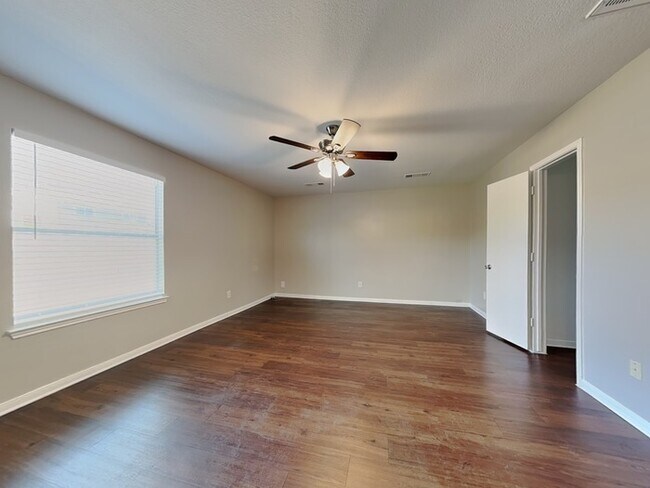 Photo - 10515 Berclair Dr