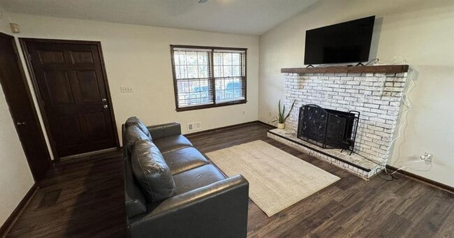 Photo - 5146 Union Church Rd