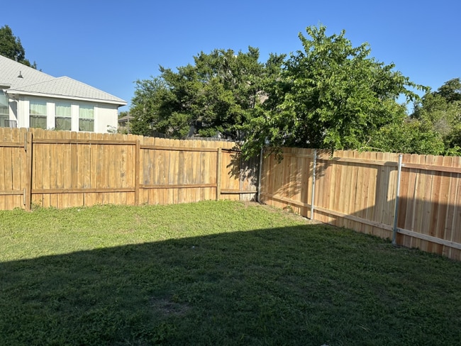 Photo - 2819 Southampton Way Unidad B