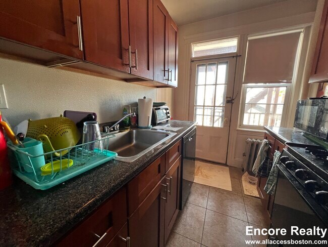 Photo - 122 Washington St Unit 116-43