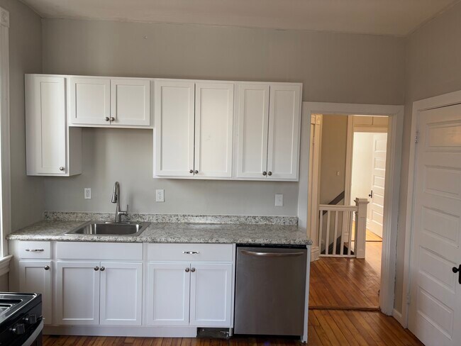 4273 Connecticut St Unidad 2F