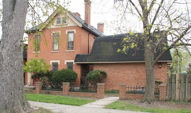 Photo - 1360 Highland St Unit Apt E