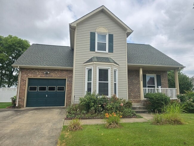 Building Photo - 1225 Cobblestone Ln