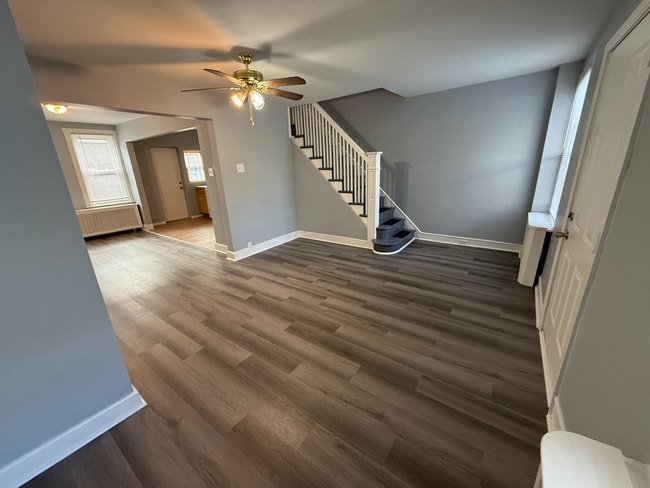 Photo - 4XX Delphine St