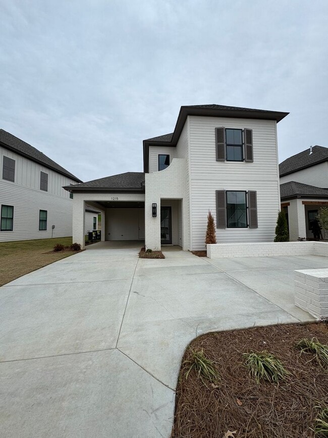 Building Photo - Belmont 1221