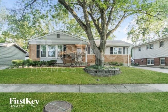 Photo - 454 Springfield St
