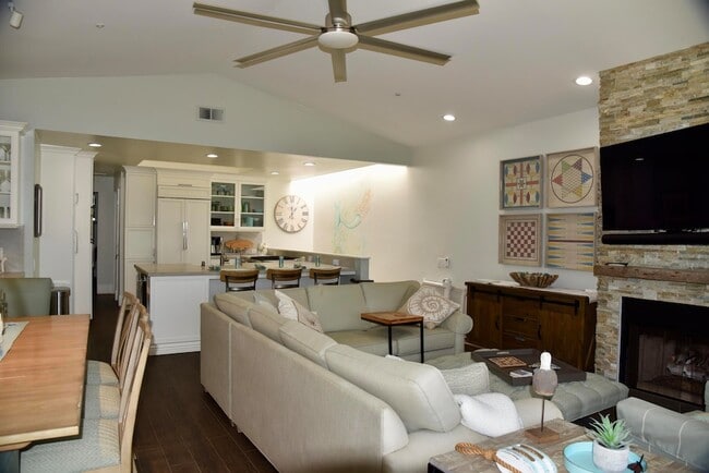 Photo - 4885 Sandyland Rd Unidad 2