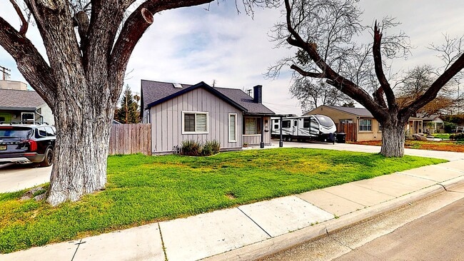 Photo - 204 N Santa Ana Ave