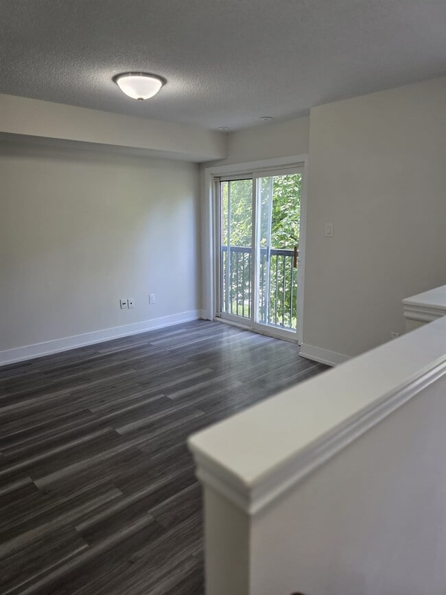 Photo - 3 & 11 Welsford Gardens