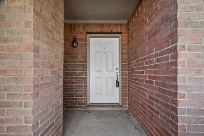 Photo - 4719 Silver Spruce Ln