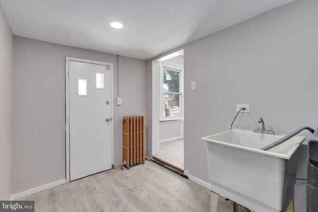 Photo - 4211 Garrett Rd