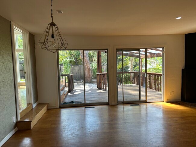 Photo - 3708 Kenwood Ave