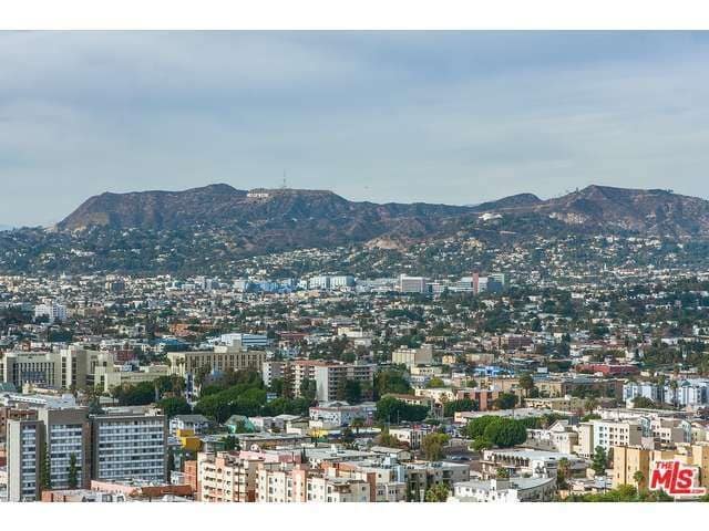 Photo - 1100 Wilshire Blvd Unidad 2702