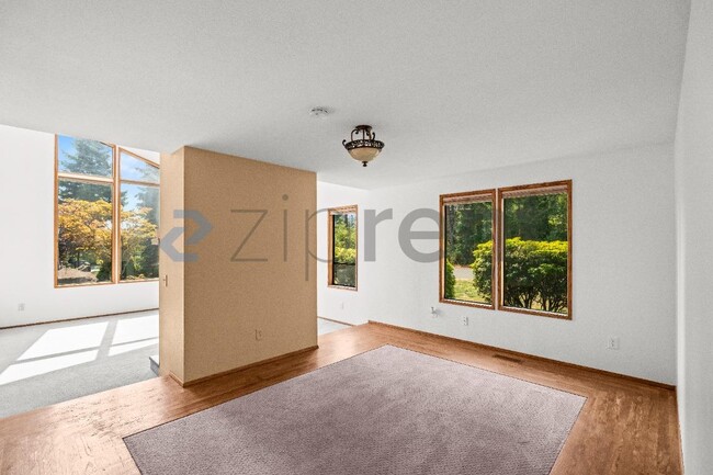 Photo - Unit