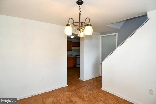 Photo - 14105 Robinson Ct