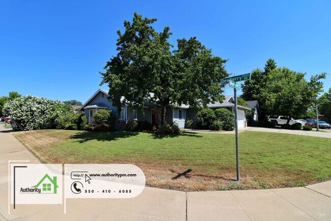 Photo - 1729 Marigold Way