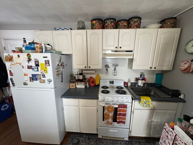 Photo - 639 Somerville Ave Unit 1