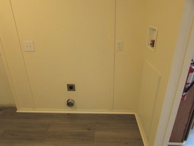 Photo - Single wide trailer on block foundation - ...