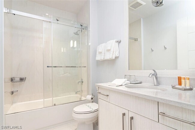 Photo - 101 8th St S Unidad 202