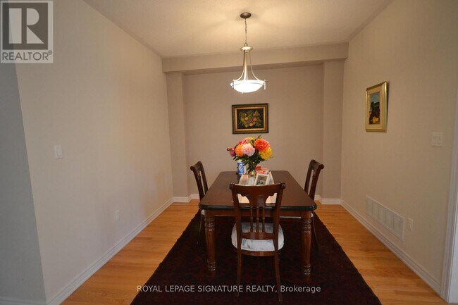 Photo - 656 Asleton Blvd