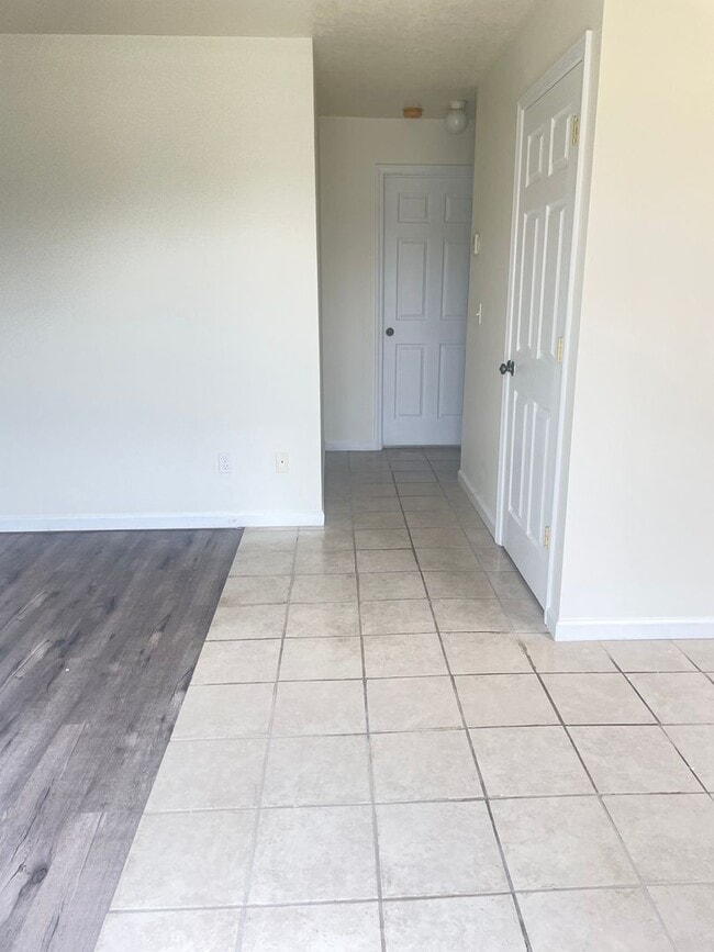 Photo - Cute 1 bed 1 bath home in Bay St Louis! Great location and nice yard!
