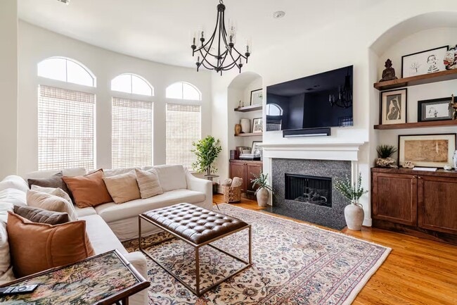 Photo - 6515 Minola St