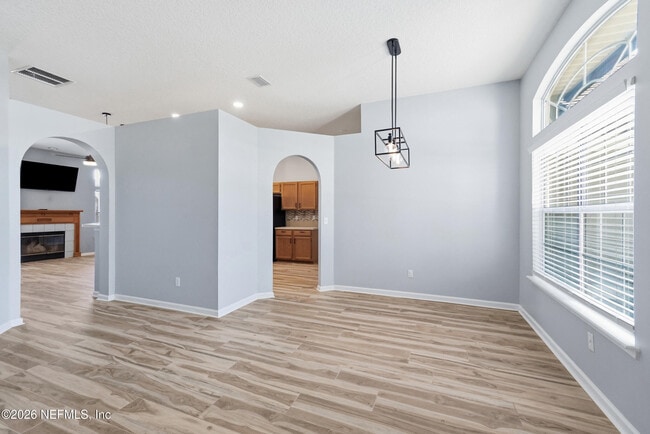 Photo - 13245 Milhouse Way