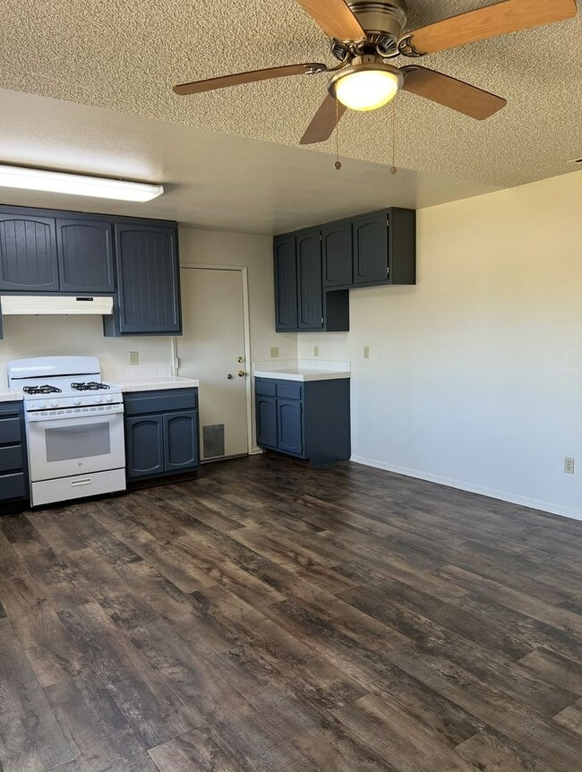 Photo - NICE 3 BED HOME IN CITRUS HEIGHTS!! HUGE YARD!!