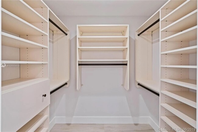 Photo - 2539 Wabash Dr