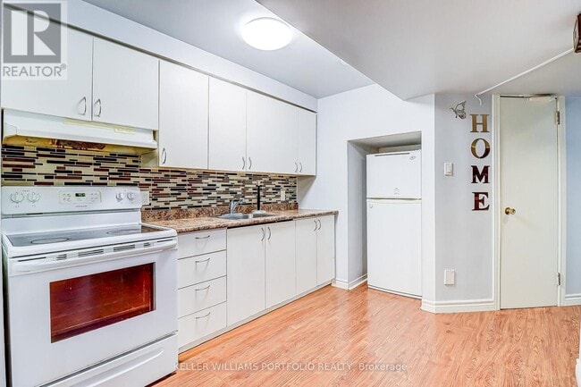 Photo - 97 Dobson Dr