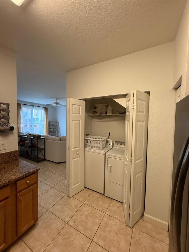 2728 SW 120th Terrace