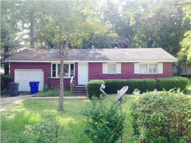 Building Photo - 5471 Attaway St