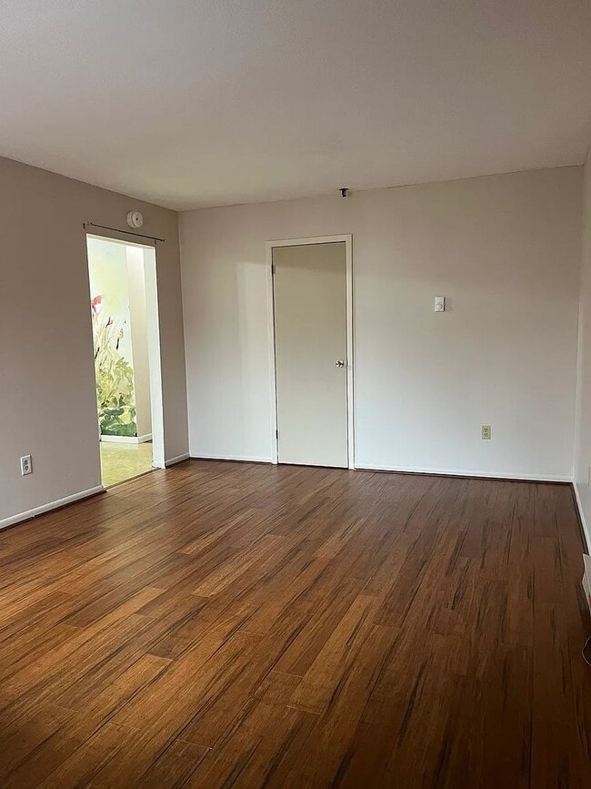 Photo - Bright, Updated 2-Bedroom in Prime Burlington Location — Available Now!