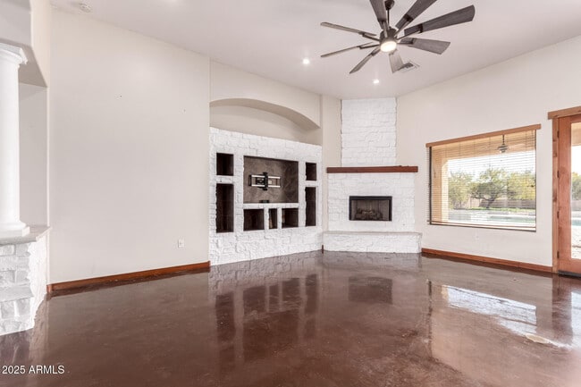 Photo - 16433 W Hilton Ave