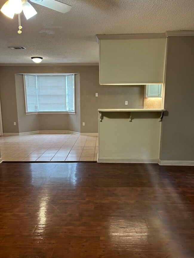 Photo - Shadow Bluff