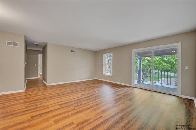 Photo - 520 Shorely Dr