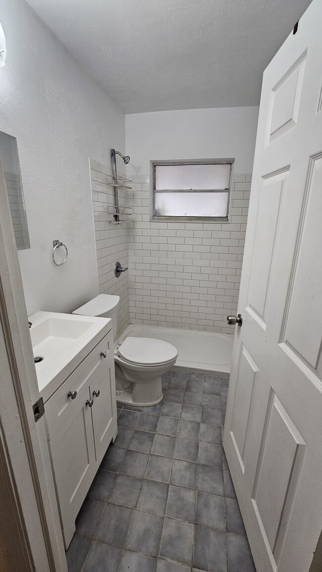 Photo - 3201 SW 98th Ave