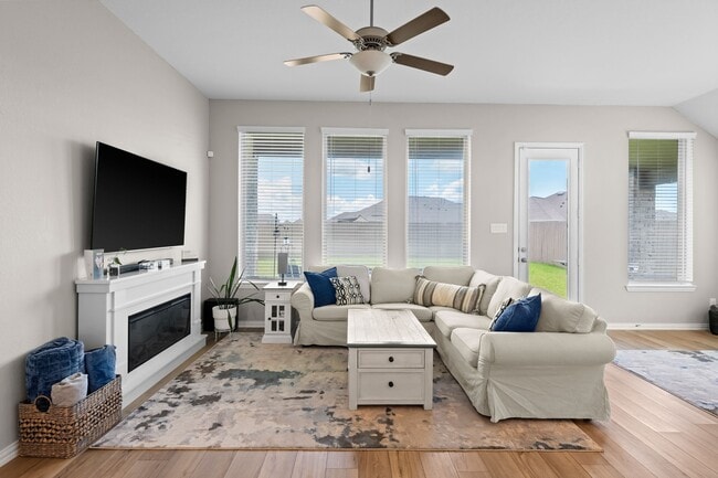 Photo - 14206 Hawley Vlg Wy