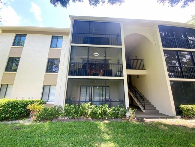 Building Photo - 3134 Lake Pine Way S Unit C2