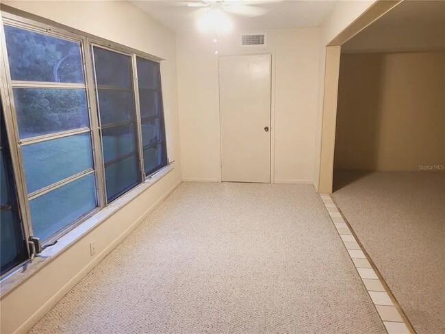 Photo - 400 El Camino Dr Unit 203