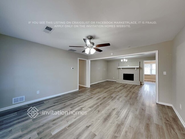 Photo - 954 Pine Roc Way